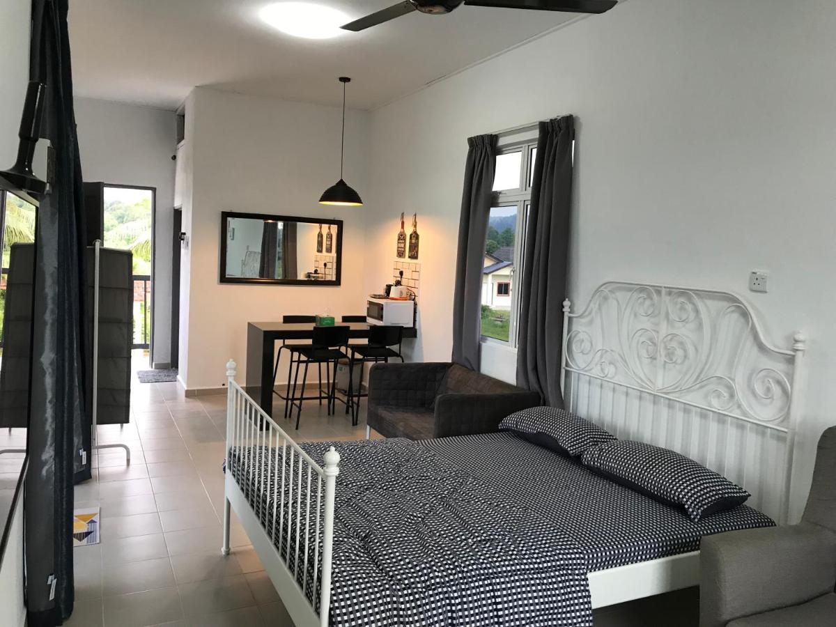 Rumah Sawah Homestay パシール・プトゥ エクステリア 写真