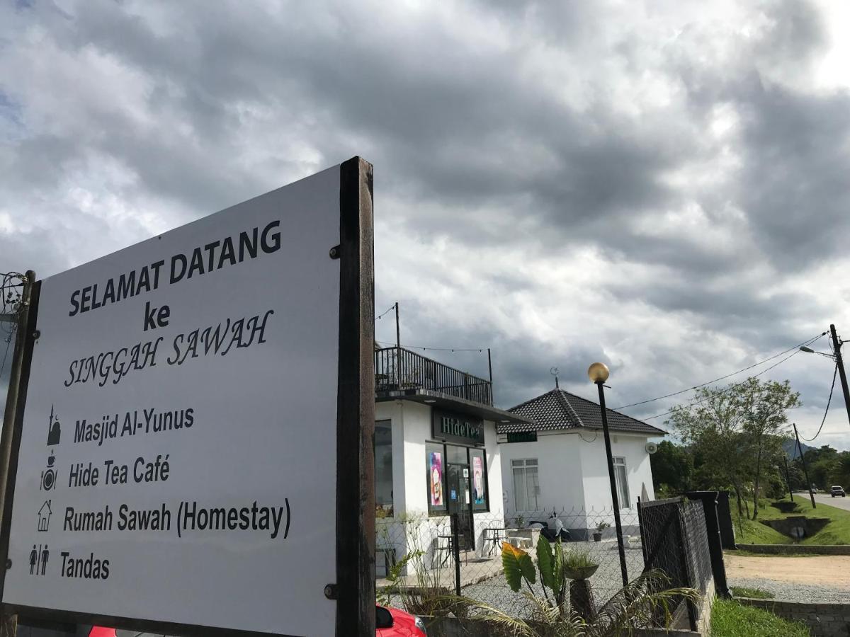 Rumah Sawah Homestay パシール・プトゥ エクステリア 写真