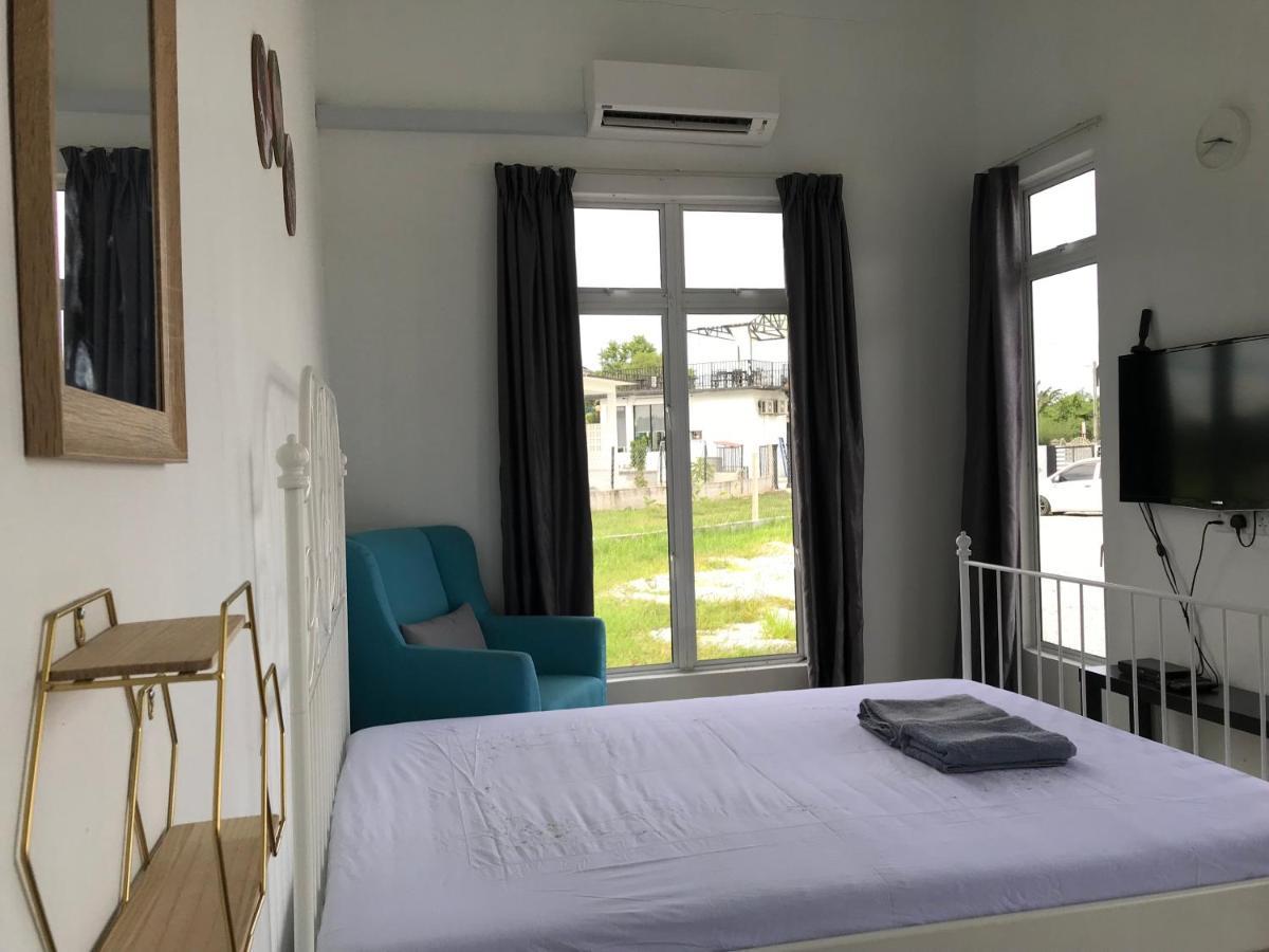 Rumah Sawah Homestay パシール・プトゥ エクステリア 写真