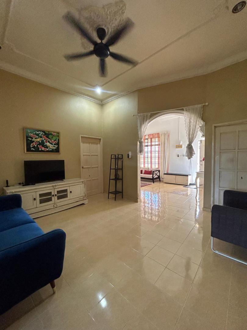 Rumah Sawah Homestay パシール・プトゥ エクステリア 写真